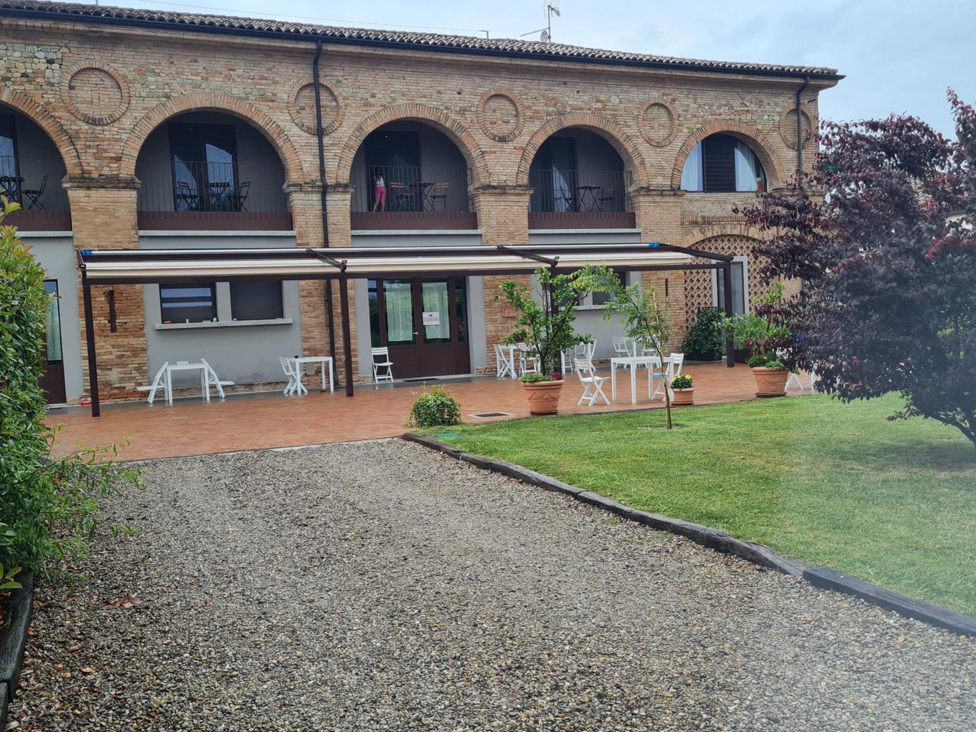 Agriturismo Arte Contadina Fiorenzuola dʼArda Zewnętrze zdjęcie