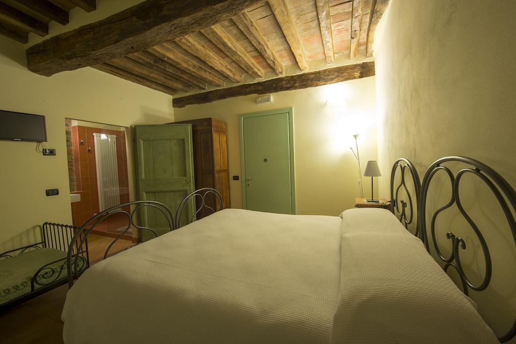Agriturismo Arte Contadina Fiorenzuola dʼArda Zewnętrze zdjęcie