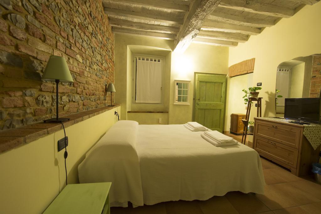 Agriturismo Arte Contadina Fiorenzuola dʼArda Pokój zdjęcie