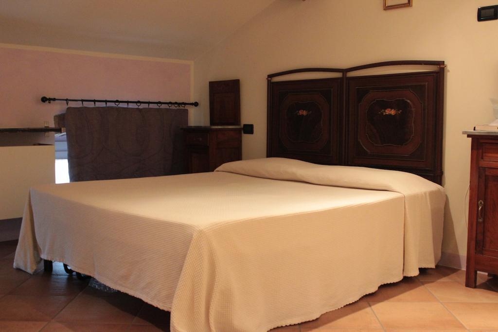 Agriturismo Arte Contadina Fiorenzuola dʼArda Pokój zdjęcie